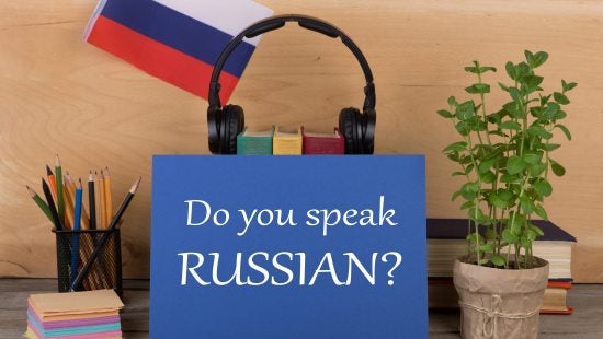 Sign that says do you speak Russian
